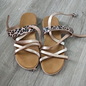 Report Rose Gold Girls' Strappy Sandals with Leopard Accent